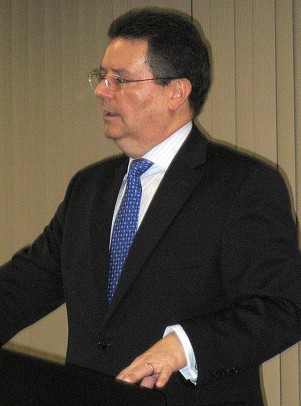 Brazilian consul general Paulo Comargo