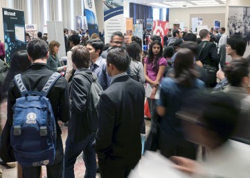 Students gathered at the UIC Career Fair