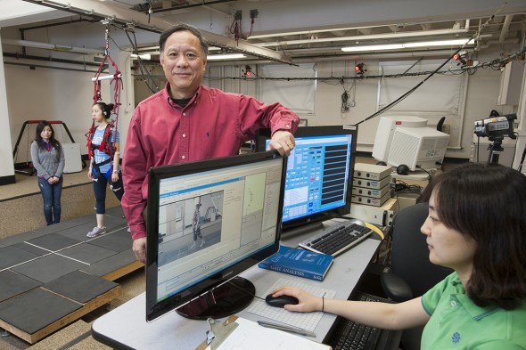 Clive Pai, professor of physical therapy, studies falling