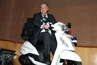 Dr. Terry Vanden Hoek on one of the HeartRescue India mopeds