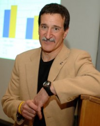 Kinesiology professor Mark Grabiner