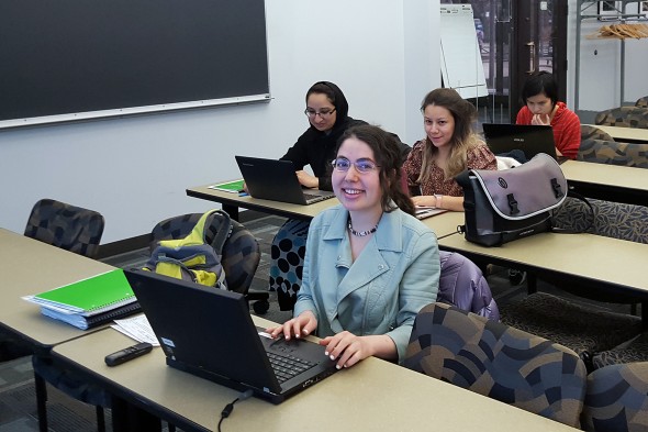 UIC students update Wikipedia pages during a WISE WIKI event