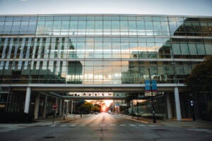 Sunset over Taylor Street on UIC's west campus during Chicago Henge. Photo by Jenny Fontaine/UIC