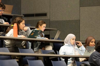 Four students in class Beatriz Mendoza, Allison Zeck, Walaa Yasin and Fatima Basharahil